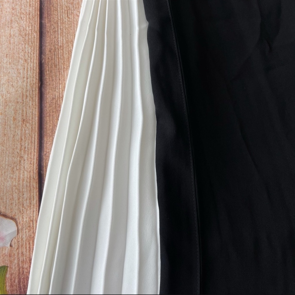 RALPH LAUREN Black Pleated Sleeveless Asymmetrical Neck Maxi Sheath Dress 8 - Picture 5 of 5